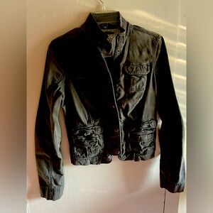 Lightweight Stylish Jacket